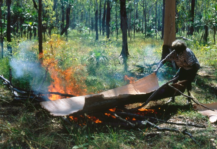 John Mawurndjul, ‘The Artist at Work: Dolobbo bim (Bark Painting)’, photographic essay by Jenni Carter, first published in Crossing Country: The Alchemy of Western Arnhem Land Art, Art Gallery of New South Wales, Sydney, 2004, photograph: Jenni Carter